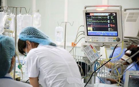 Bàng hoàng phát hiện bệnh nguy cấp sau cú ngã lúc đi vệ sinh