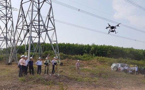 Ứng dụng thiết bị bay UAV phục vụ công tác quản lý vận hành đường dây truyền tải