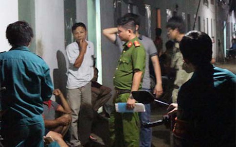 Thanh niên 18 tuổi đâm chết người vì bị đánh vào mặt ở Sài Gòn