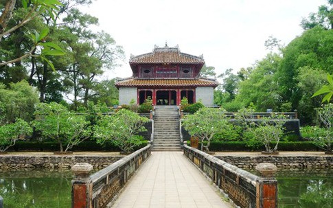 Hình phạt với người cưỡng dâm tập thể dưới thời nhà Nguyễn