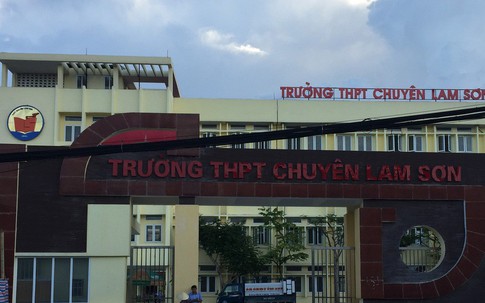 Phạt trường chuyên Lam Sơn vì dạy thêm không phép