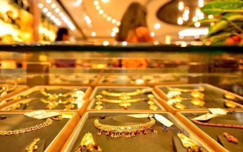 Giá vàng hôm nay 1/5: Cú giảm sau 3 phiên tăng liên tiếp