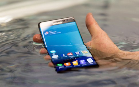 Khám phá các tiêu chuẩn chống bụi và chống nước trên smartphone