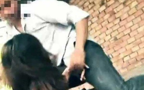 Hà Nội: Bé gái 9 tuổi đạp xe trên đường làng bị người họ hàng bế vào nhà hiếp dâm
