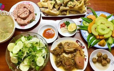 Nữ giảng viên nấu ngon đến nỗi các con còn 'xui' mở ngay quán cơm