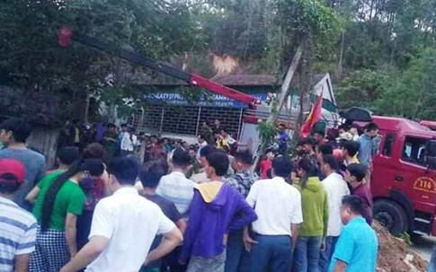 Nghệ An: 3 người bị vùi lấp khi đào giếng
