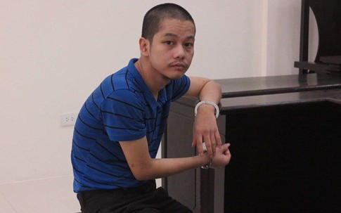 Hơn 20 năm tù cho kẻ động kinh chém chết bố đẻ ở Hà Nội