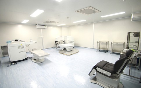 Hành trình 10 năm không ngừng đổi mới công nghệ xóa cận