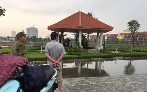 Diễn biến mới nhất vụ người đàn ông chết dưới hồ nước với vết đâm ở cổ và bụng ở Bắc Ninh
