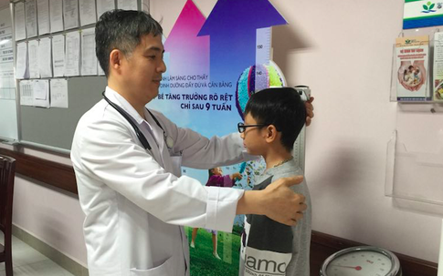 Tăng chiều cao cho con theo cách siêu tốc, coi chừng rước bệnh