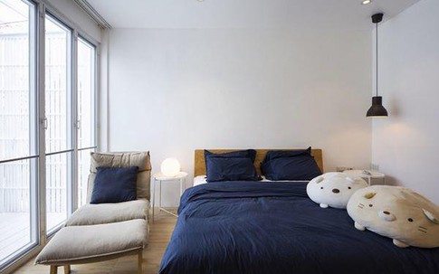 Căn nhà hình ống tăm tối bỗng lột xác nhờ thiết kế đơn giản hiện đại