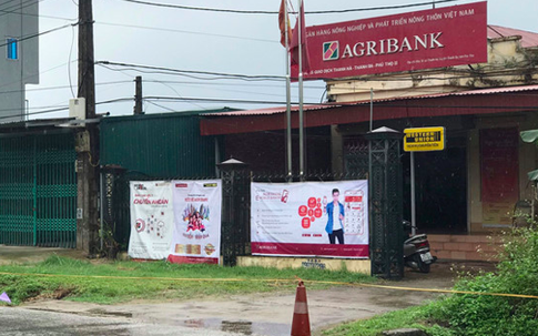 Nam thanh niên xông vào Agribank Phú Thọ cướp hơn 500 triệu đồng