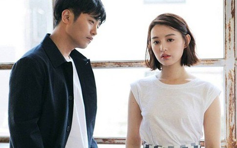 Tấm ảnh được khui ra từ trong gầm giường và 'màn che mắt' ngoạn mục của cả họ nhà bạn trai