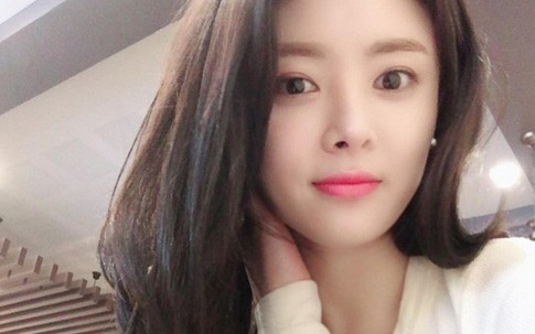 Tìm ra nữ diễn viên Hàn bị đâm tử vong trong tai nạn liên hoàn: Cựu idol đẹp mỹ miều, qua đời chỉ sau 2 tháng cưới