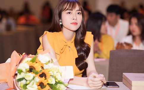 Diệp Bảo Ngọc tái xuất sau hai năm rời showbiz