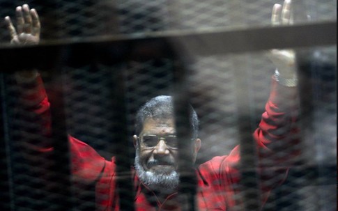 Cựu Tổng thống Ai Cập chết giữa phiên toà xét xử