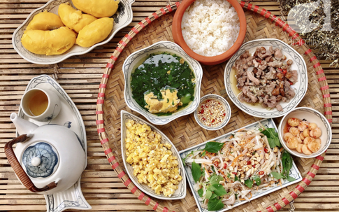 Mâm cơm gia đình 3 người "chất như nước cất" chỉ nhìn đã thèm!