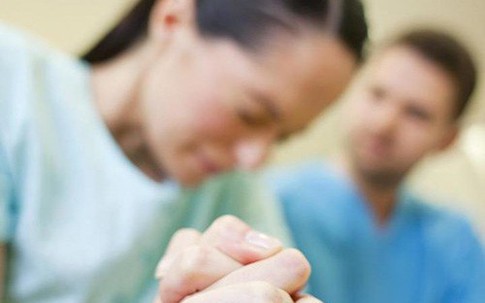Bố mẹ không thể ngờ giữa tôi và em gái cũng có bí mật khủng khiếp