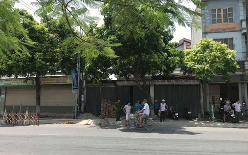 Đôi vợ chồng bị hàng xóm truy sát, một người đã tử vong