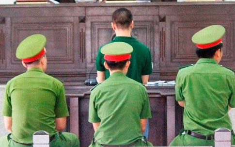 'Mối tình' ngang trái giữa bạn trai 15 tuổi và cô bé 12 tuổi