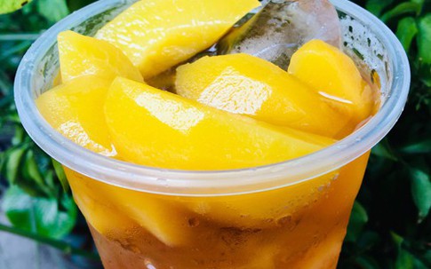 Trà đào giải nhiệt ngày oi bức