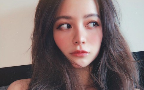 Chỉ cần nhìn hình dạng tóc chẻ ngọn, bạn sẽ biết tóc đang tổn thương ra sao và làm cách gì để cứu vãn