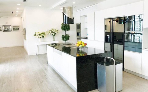 Cuộc sống xa hoa không ngờ của mỹ nhân phim "Zippo, mù tạt và em"