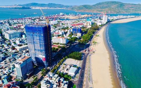 Chiêm ngưỡng biểu tượng mới tại Quy Nhơn - “Công trình không ngủ”