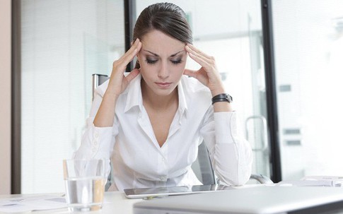 Tôi bị đồng nghiệp nói xấu, đặt điều sau lưng