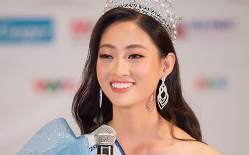 Hoa hậu Lương Thùy Linh - 12 năm học giỏi, mẹ làm Giám đốc Kho bạc