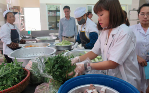 Nâng cao chất lượng dinh dưỡng trong khẩu phần ăn bệnh nhân