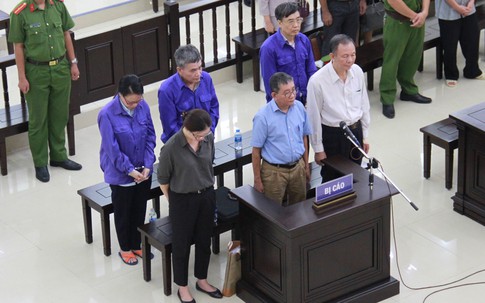 Cựu Thứ trưởng Lê Bạch Hồng bị đề nghị 8 - 9 năm tù