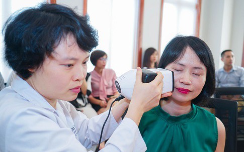 Vì sao bạn nên lựa chọn soi da miễn phí tại nhãn hàng Collagen Tây Thi New