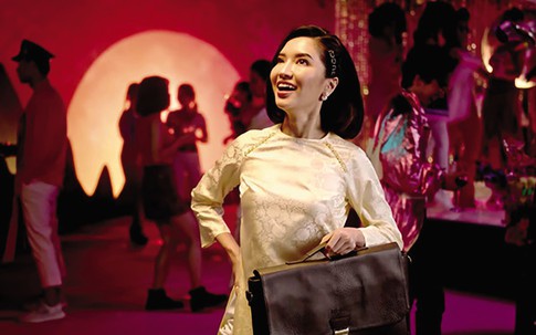 MV “Đi đu đưa đi” của Bích Phương khiến mạng xã hội “dậy sóng”