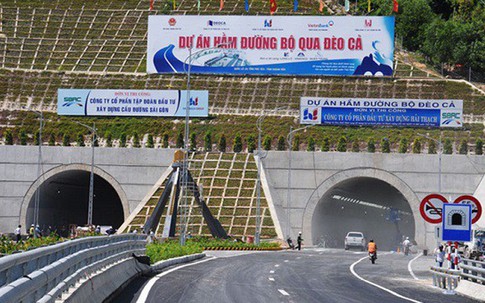 Hạ tầng giao thông còn yếu kém, lạc hậu, là "điểm nghẽn" của quá trình phát triển