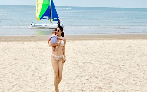'Mẹ hai con' Thân Thúy Hà diện bikini ở tuổi 41 khiến Hà Tăng, Xuân Lan cũng phải ồ lên kinh ngạc