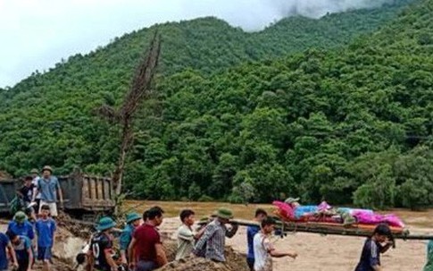 Thủ tướng yêu cầu tập trung tìm kiếm 13 người mất tích ở Thanh Hóa