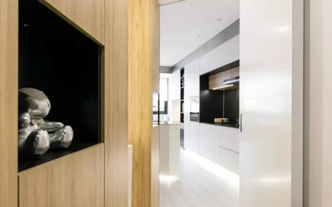 Căn hộ 38m² nằm ở khu phố sầm uất được cải tạo với rất nhiều điểm nổi bật