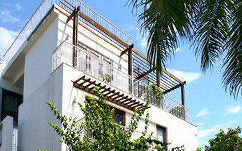 Biệt thự Tây Hồ bề ngoài giản dị, bên trong nội thất cổ điển đậm chất Á Đông