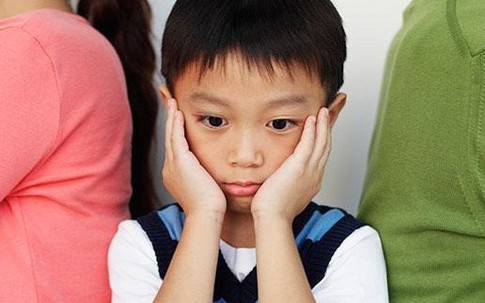 10 sai lầm của cha mẹ sau ly hôn có thể hủy hoại con