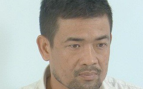 Gã xe ôm làm liều vì quá ế khách