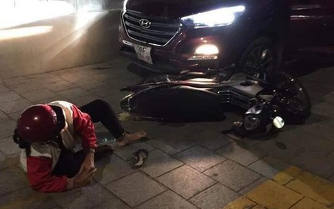 TP.HCM: Bị đâm trọng thương, nam thanh niên lái ô tô tông gục ba mẹ đối thủ để trả thù