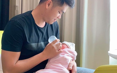 Khoe chồng chăm con không kể ngày đêm, Lê Phương khiến các chị em "nổ đom đóm mắt" vì ghen tị