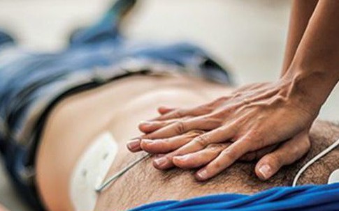 Cảnh báo 5 thói quen xấu nhiều người mắc có khả năng gây nhồi máu cơ tim, đặc biệt giới trẻ