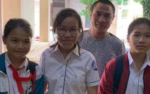 Ba nữ sinh trả lại chiếc ví chứa gần 10 triệu đồng cho người đánh rơi