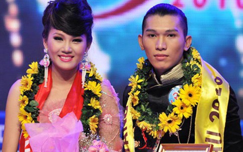 Siêu mẫu sớm từ bỏ sự nghiệp, ra Hà Nội cưới thiếu gia giờ như thế nào?