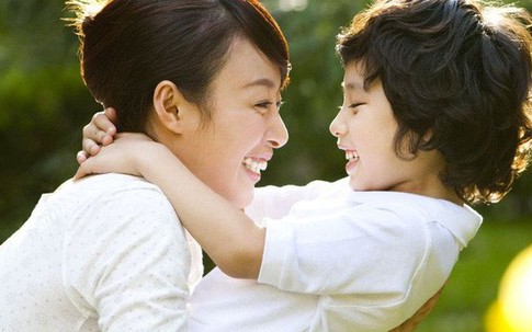 'Mẹ ơi, cô giáo không thích con!', đây là câu trả lời của người mẹ giúp con tự tin trở lại và vui vẻ tới lớp