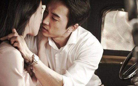 8 thời điểm dễ ngoại tình nhất, dù đàn ông hay phụ nữ cũng khó kháng cự
