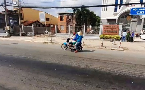 Cự cãi, chồng đâm vợ 7 nhát dao tử vong