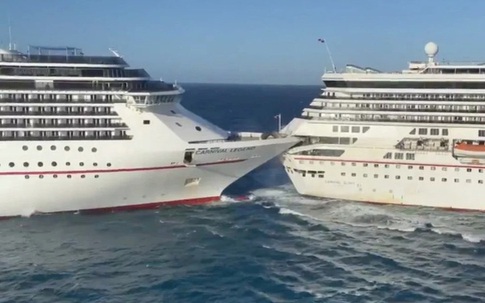 Hai du thuyền khổng lồ đâm nhau ở biển Caribê